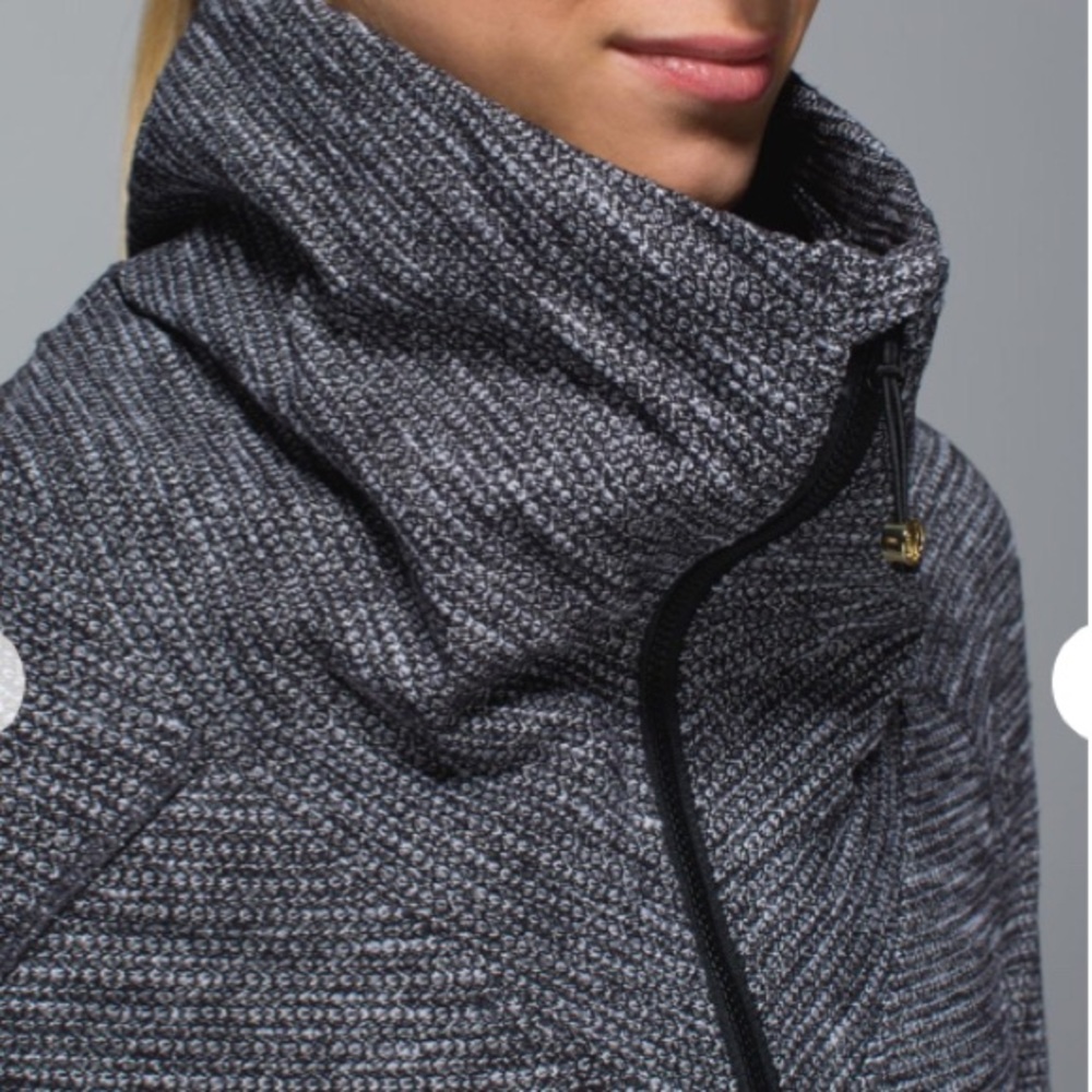 SOLD Lululemon Be Present Jacket